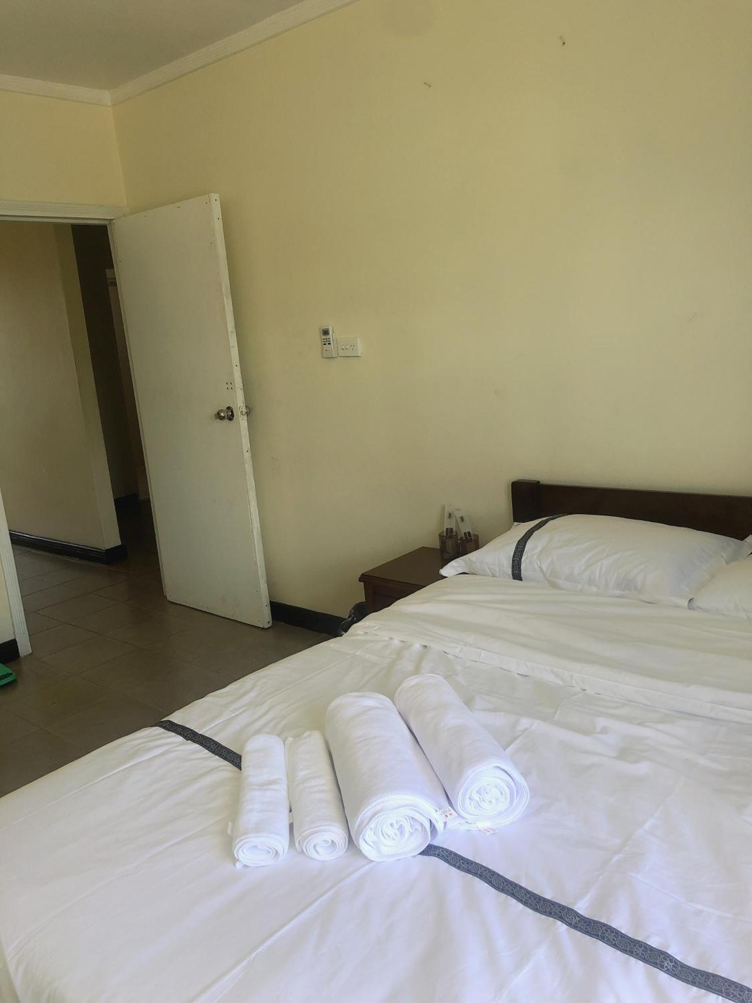 Cc Airport Rooms Nadi Esterno foto
